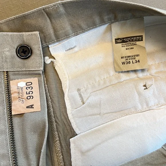 Dockers Khakis! - Picture 3 of 3